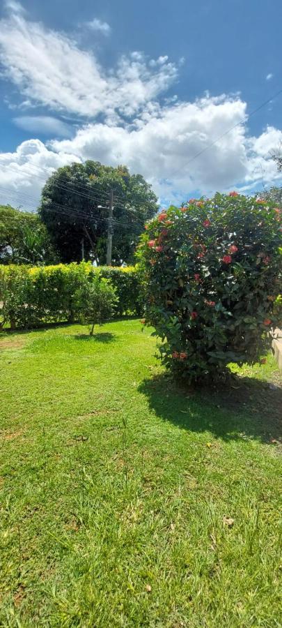 Casa Em Caldas - Piscina Solar E Eletrica Caldas Novas Exterior foto